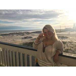 Meet your Posher, Grace